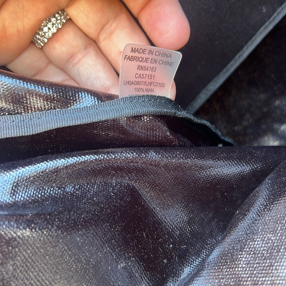 KARL LAGERFELD PARIS TOTE BAG.🖤 - Picture 12 of 17